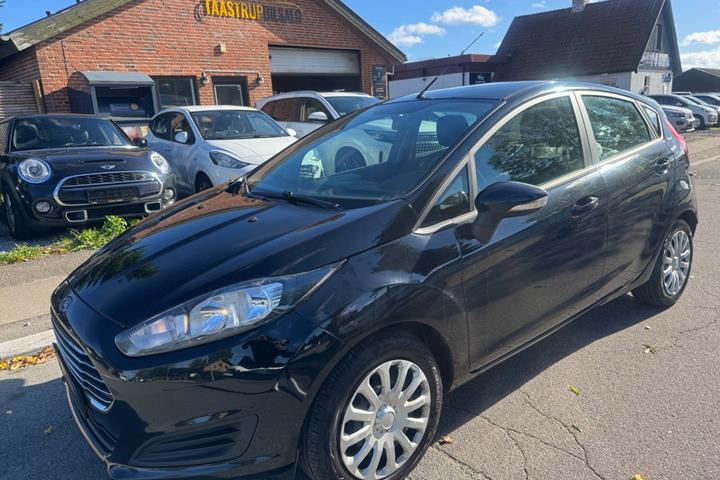 undefined Ford Fiesta fra 2014