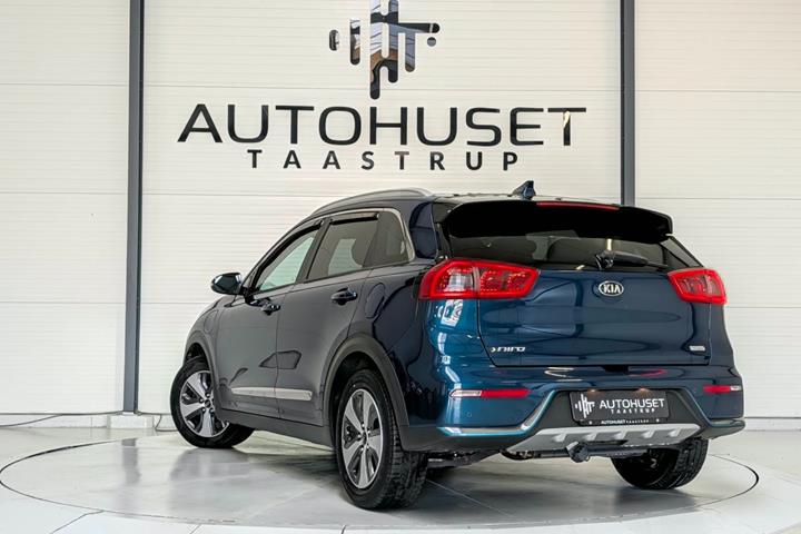 Blå Kia Niro fra 2018