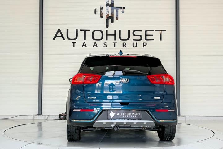 Blå Kia Niro fra 2018