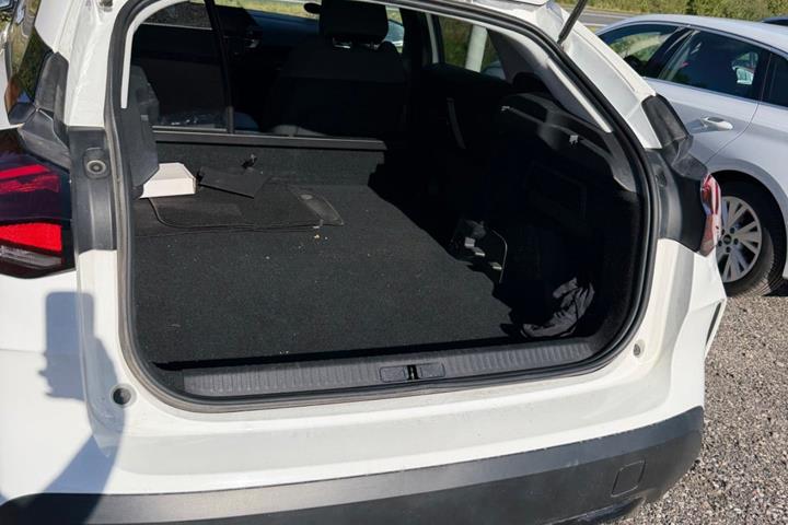 Hvid Citroën C4 fra 2021