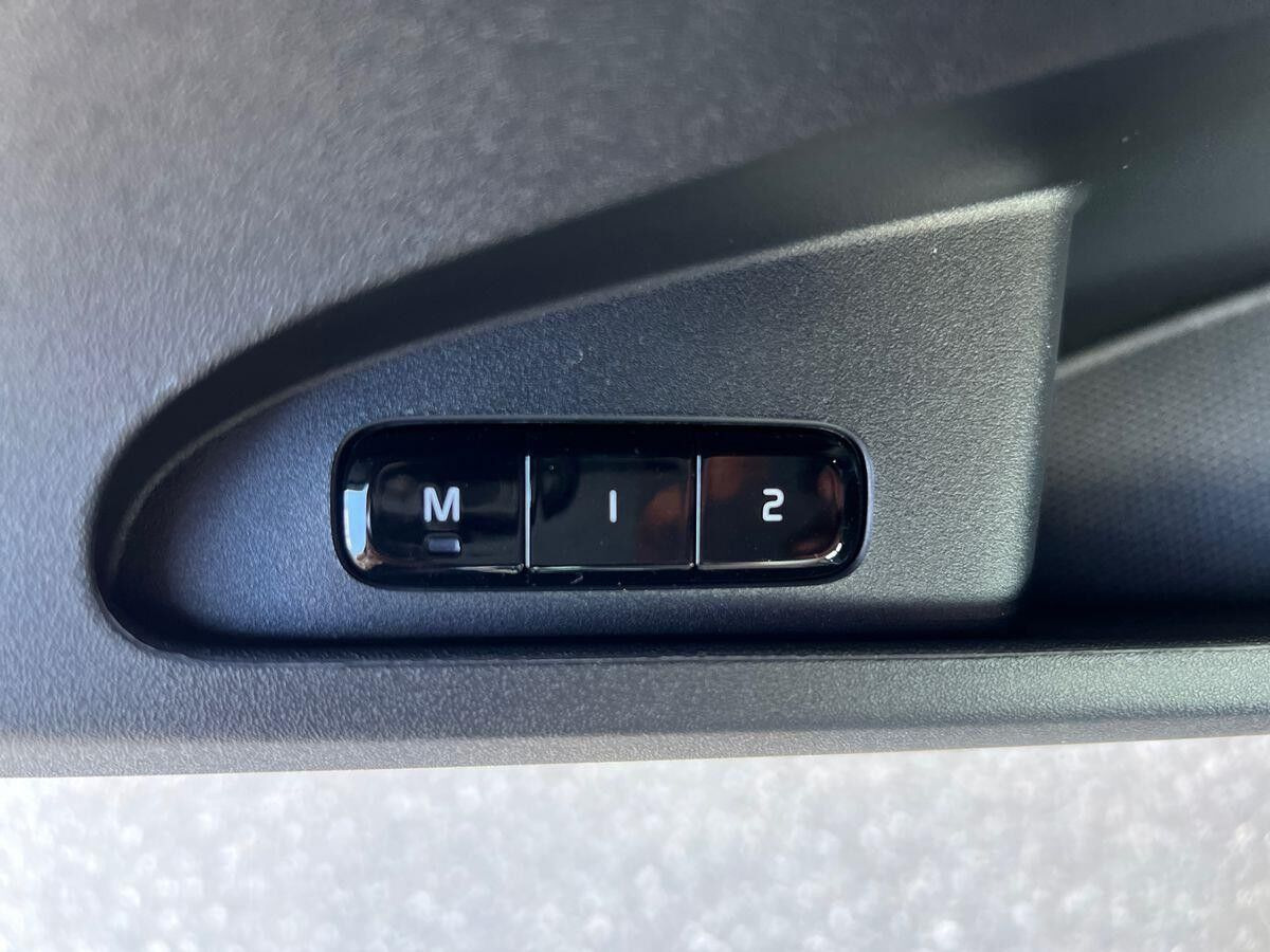 Sort Polestar 2 fra 2026