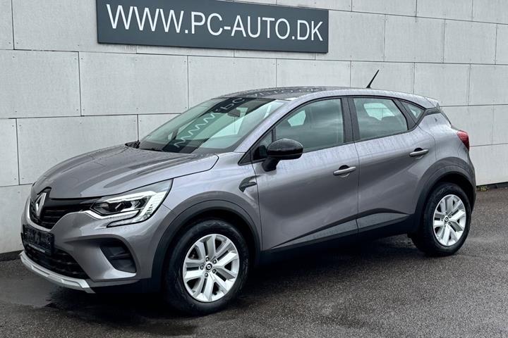 Grå Renault Captur fra 2023