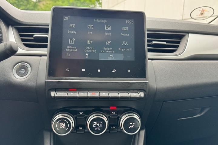 Grå Renault Captur fra 2023