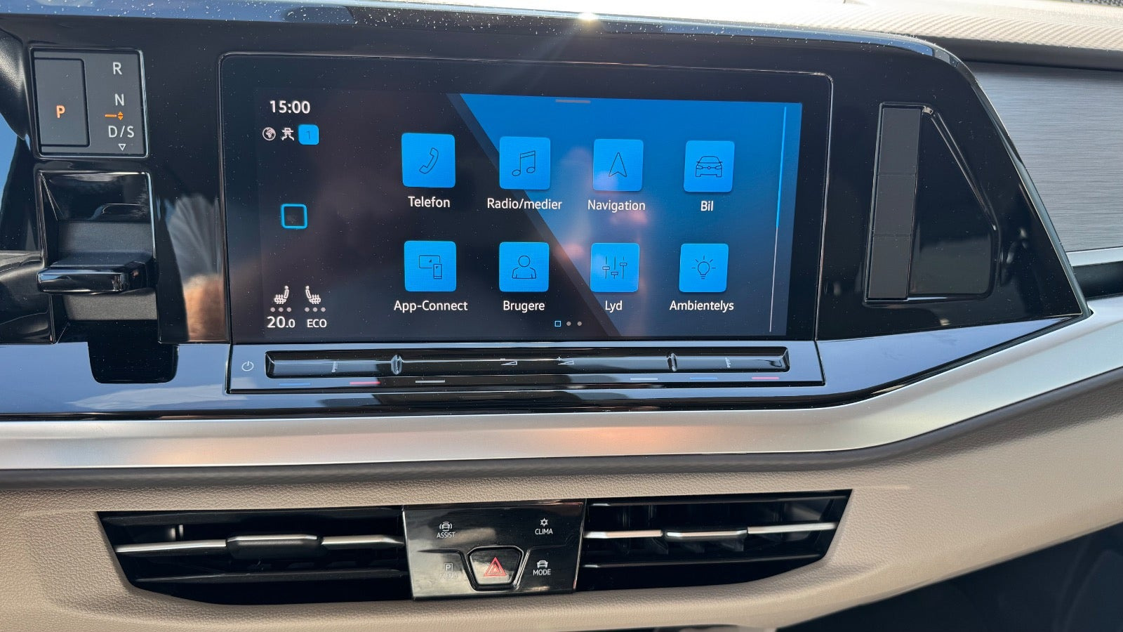 Sort VW Multivan fra 2023