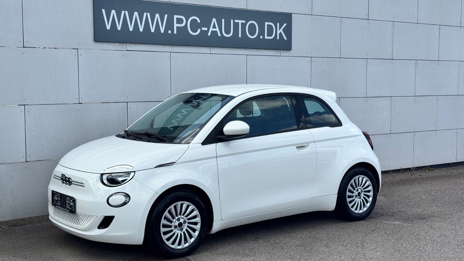 Fiat 500e 42 Icon