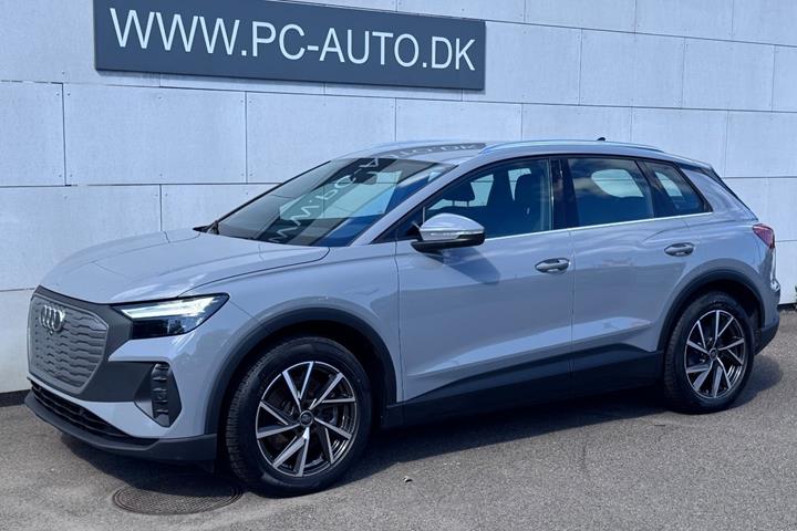 Grå Audi Q4 e-tron fra 2022