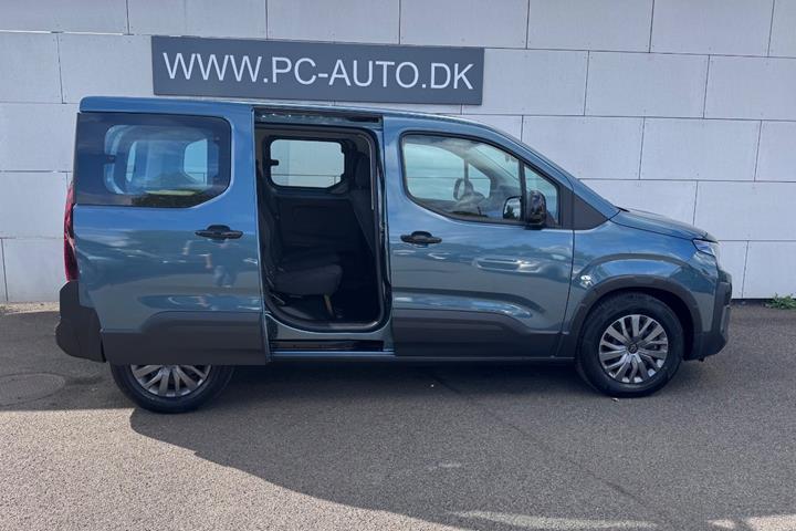 Blå Citroën ë-Berlingo fra 2025