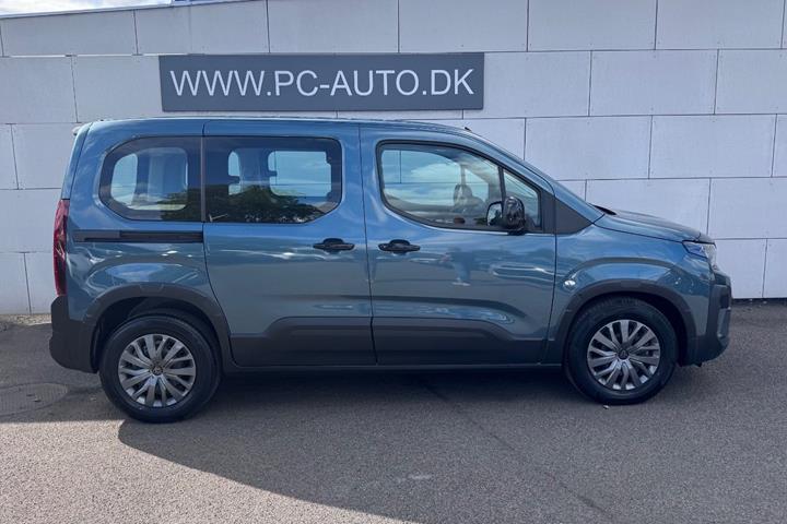 Blå Citroën ë-Berlingo fra 2025