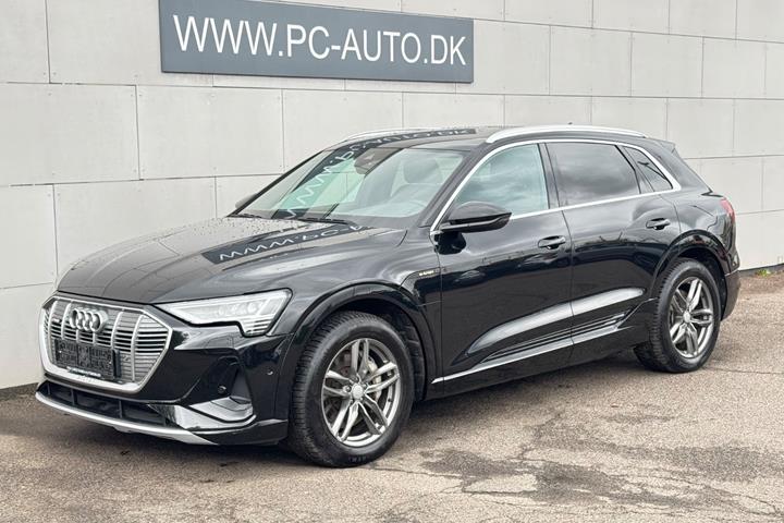 Sort Audi e-tron fra 2023