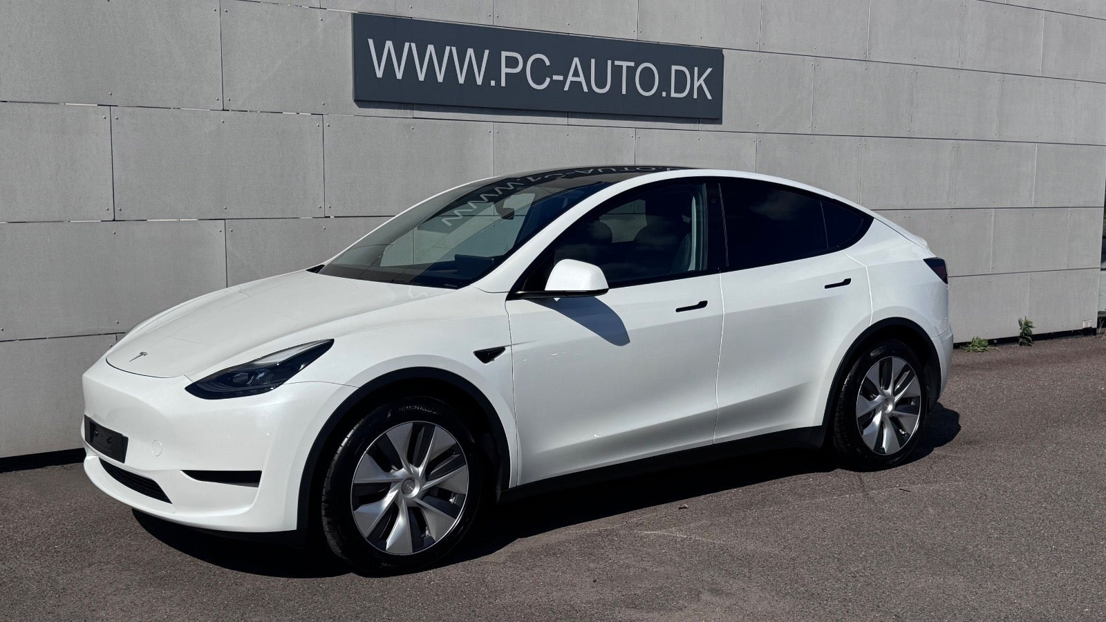 Tesla Model Y RWD