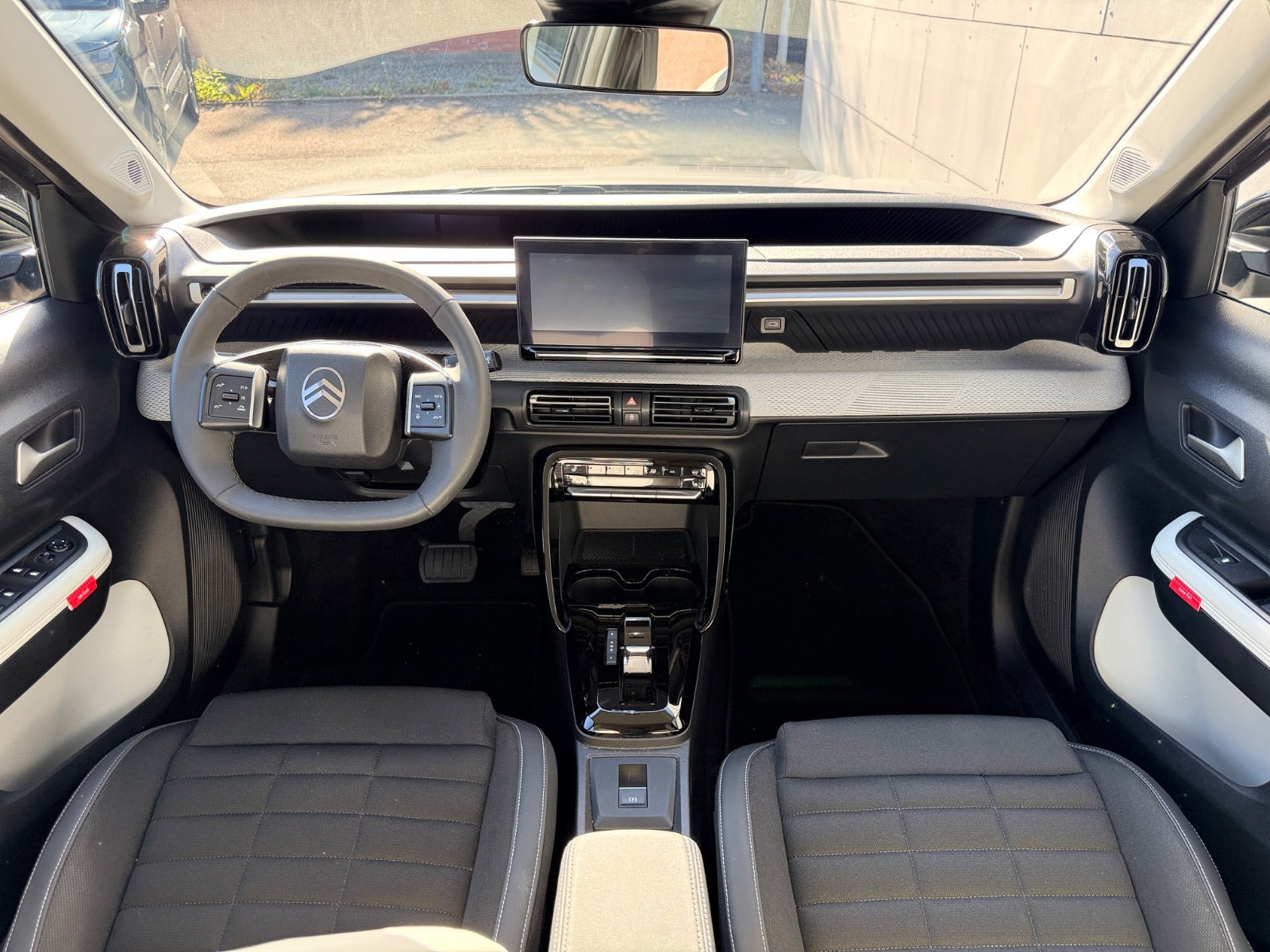 Grå Citroën e-C3 Aircross fra 2025