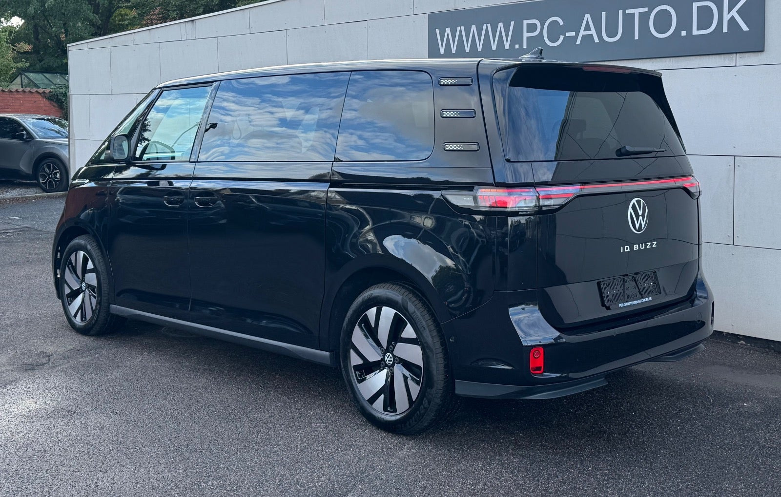 Sort VW ID.Buzz fra 2026