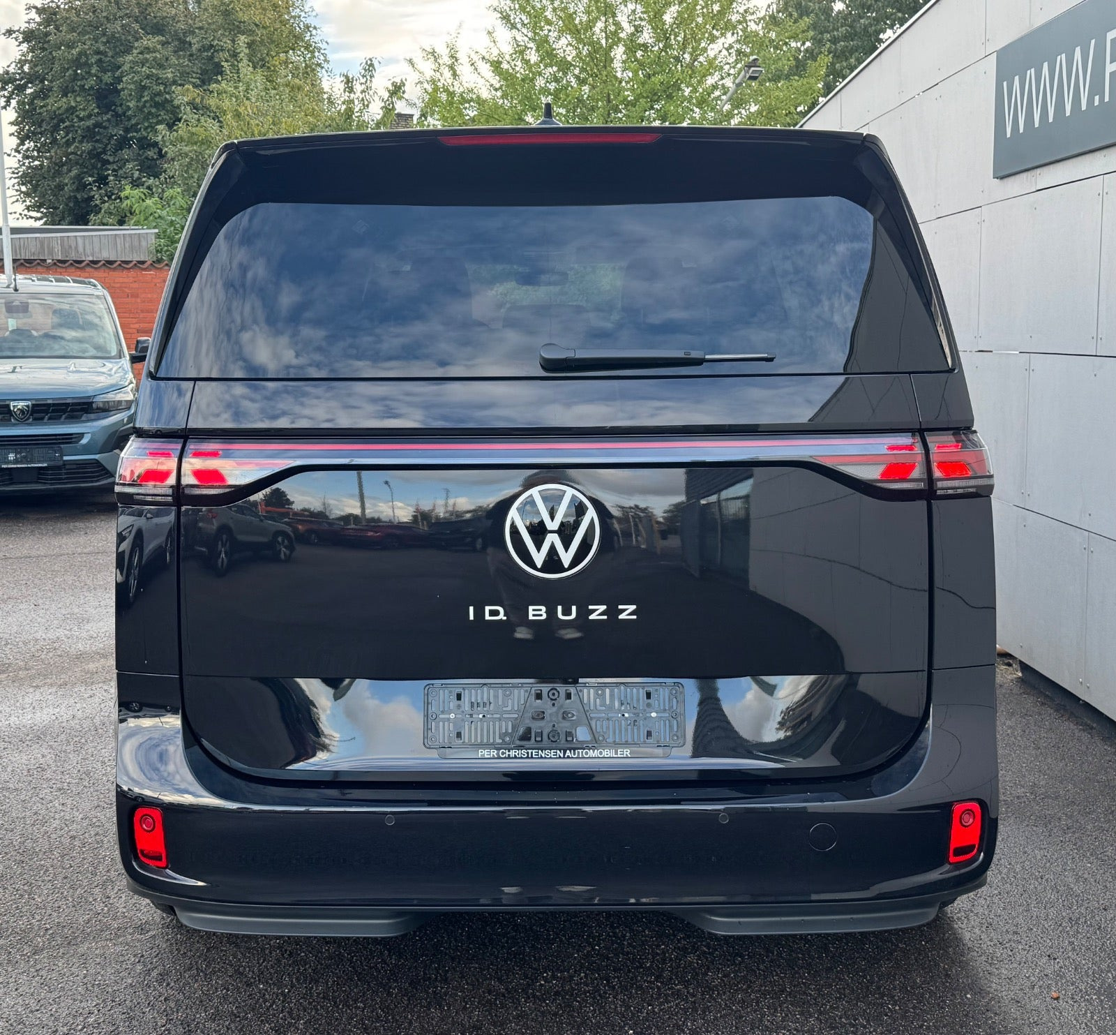 Sort VW ID.Buzz fra 2026