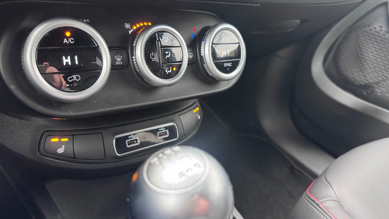 Blå Fiat 500X fra 2020
