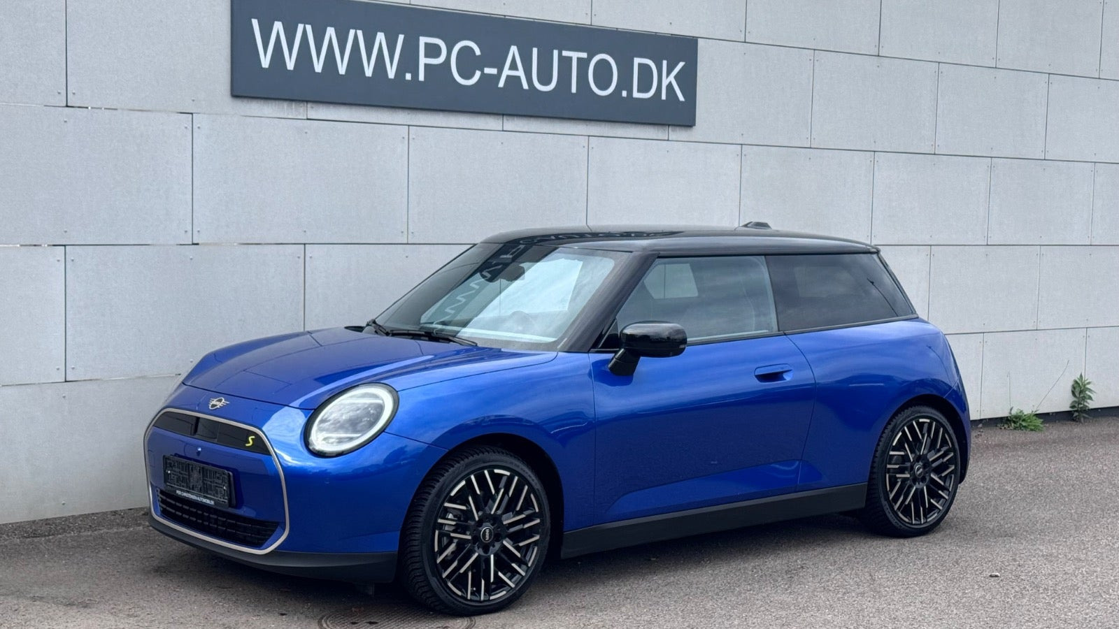 Mini Cooper SE Favoured Trim XL