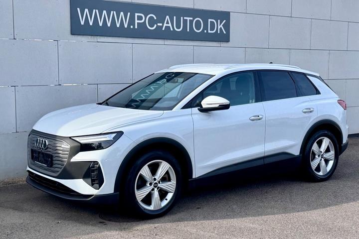 Hvid Audi Q4 e-tron fra 2023
