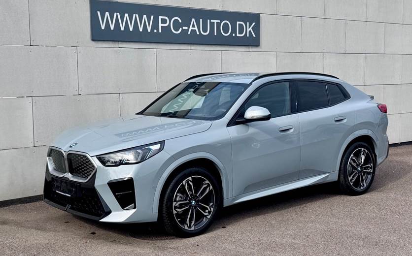 BMW iX2 eDrive20 Fully Charged M-Sport