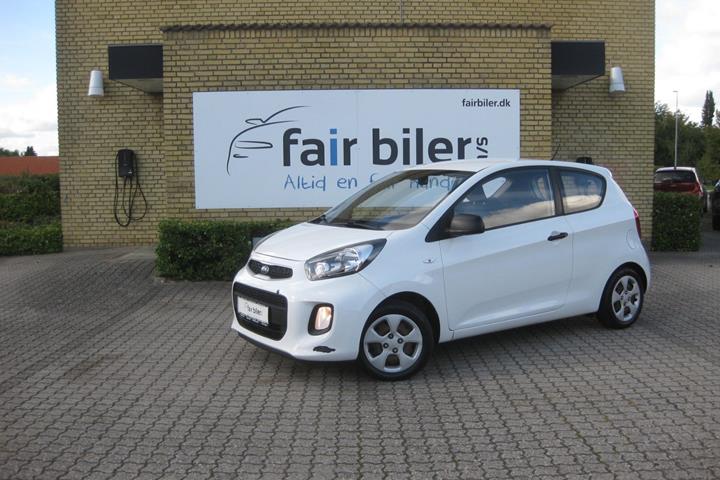 Hvid Kia Picanto fra 2016 set udefra