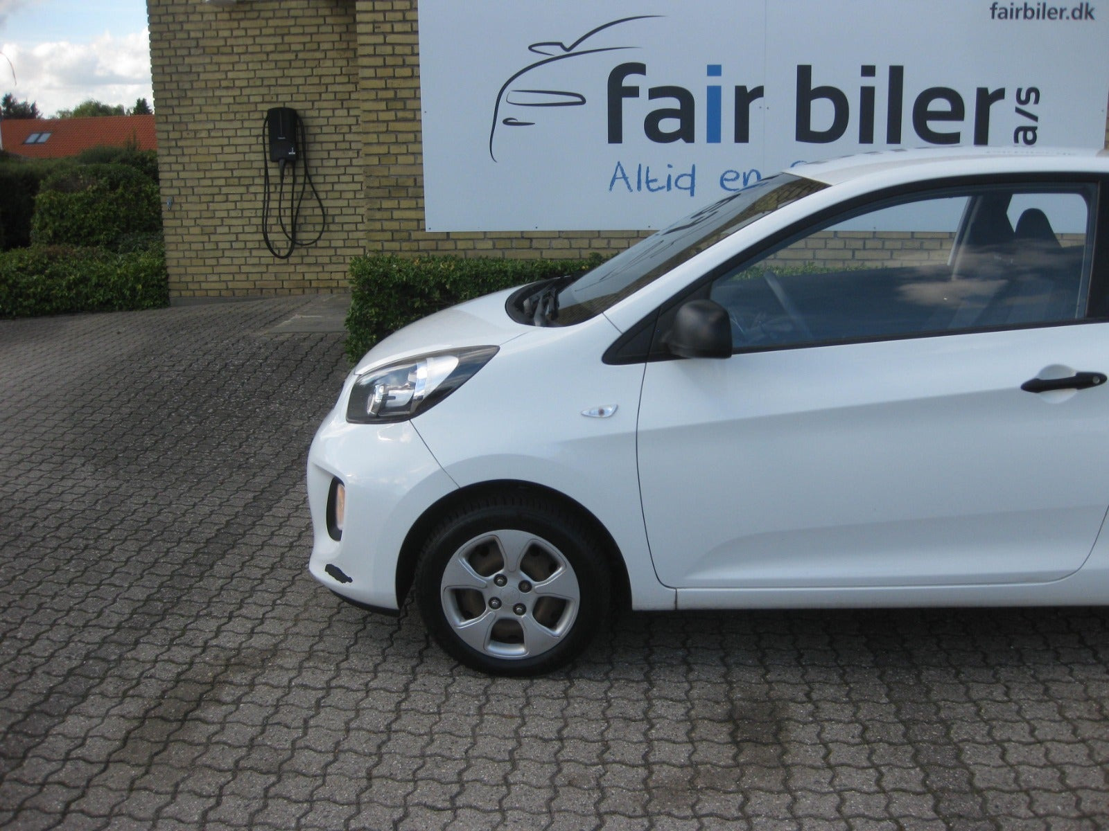 Hvid Kia Picanto fra 2016