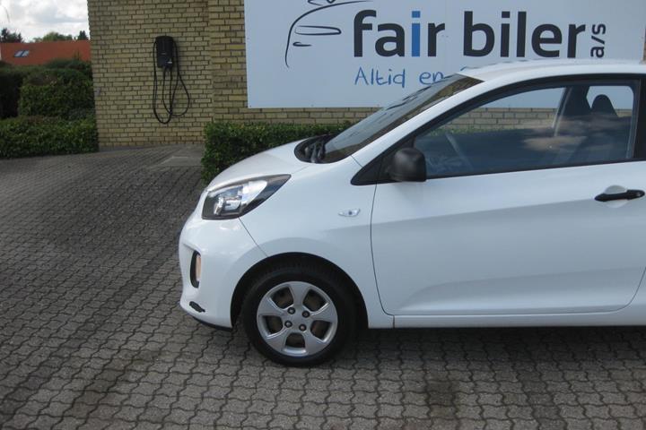 Hvid Kia Picanto fra 2016