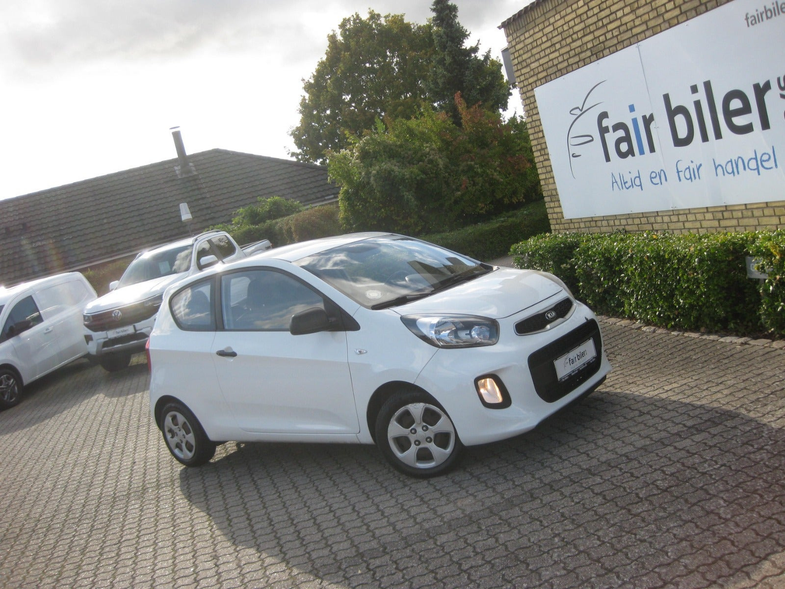 Hvid Kia Picanto fra 2016