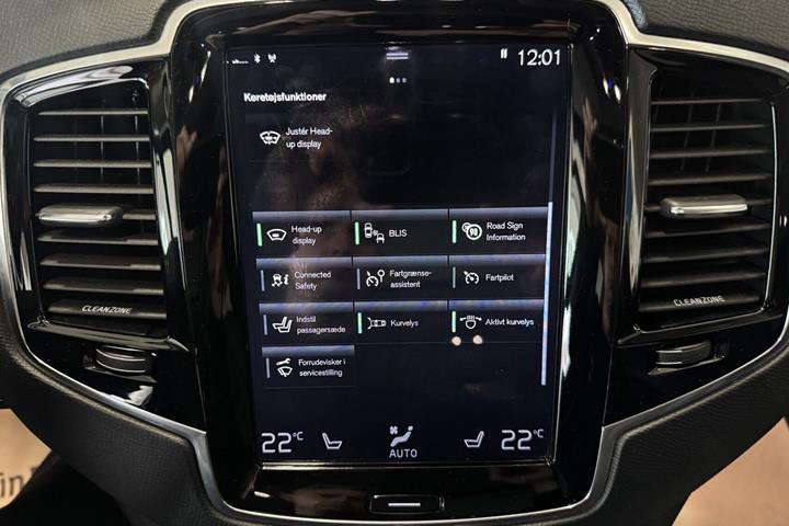 Sort Volvo XC90 fra 2015