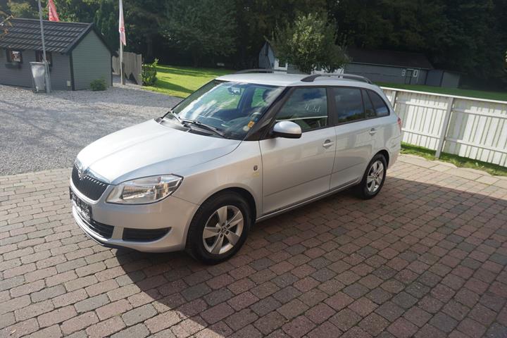 Sølv Skoda Fabia fra 2014
