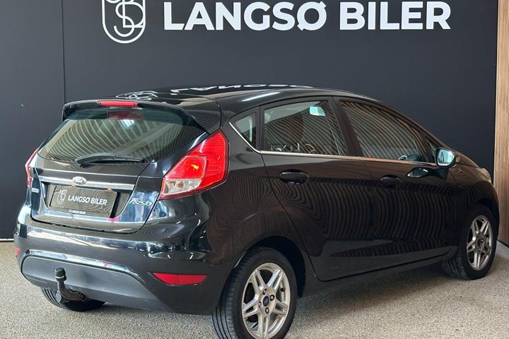 Sort Ford Fiesta fra 2013