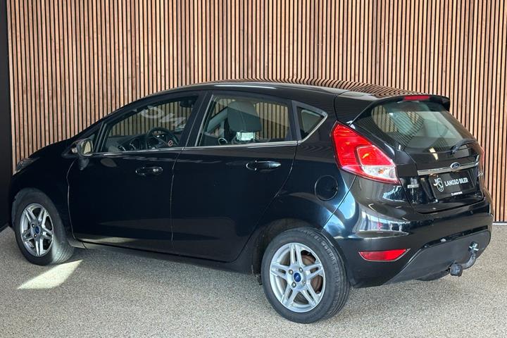 Sort Ford Fiesta fra 2013