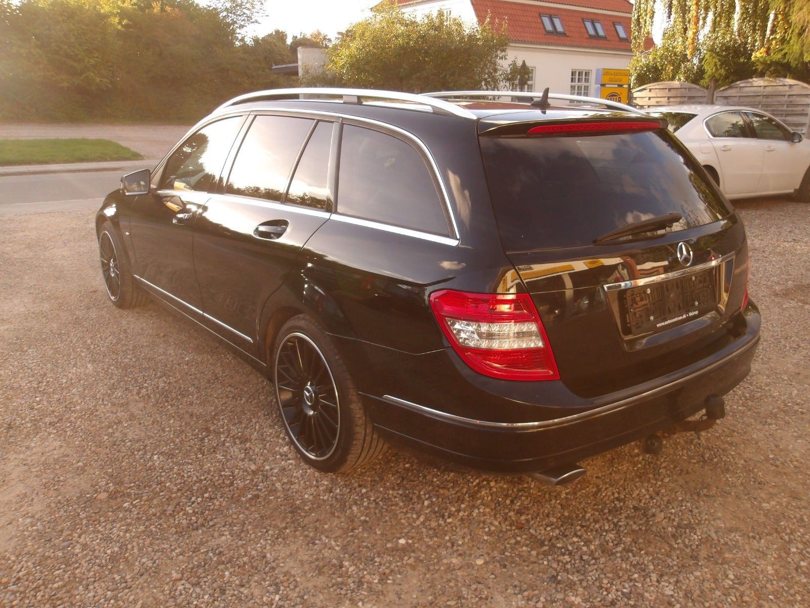 Sort Mercedes C250 fra 2010
