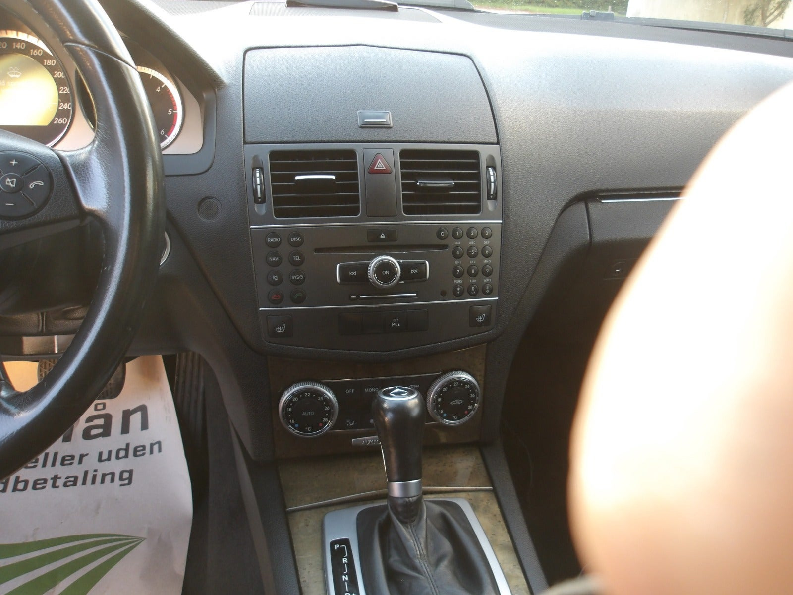 Sort Mercedes C250 fra 2010
