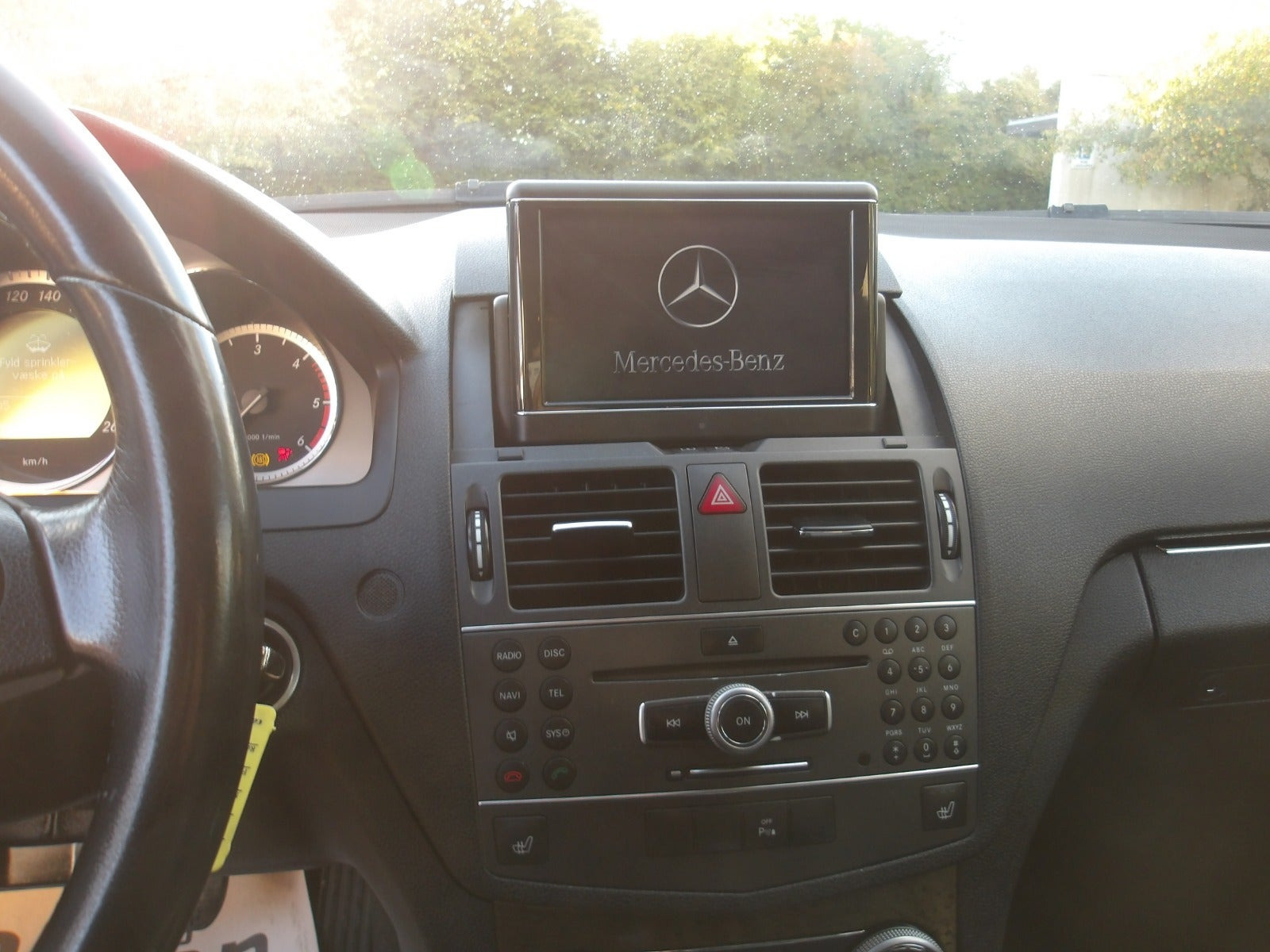 Sort Mercedes C250 fra 2010