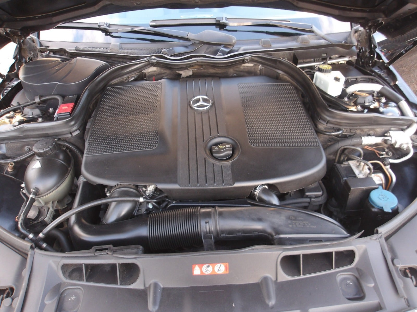Sort Mercedes C250 fra 2010