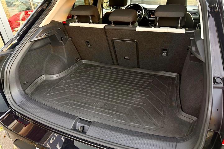 Sort VW T-Roc fra 2019