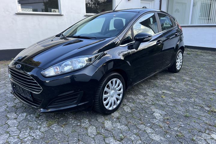 Sort Ford Fiesta fra 2014