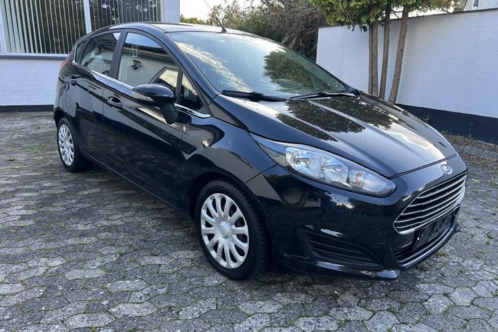 Sort Ford Fiesta fra 2014