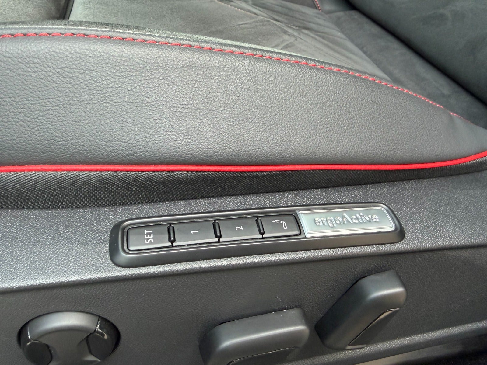 Sort VW ID.4 fra 2025