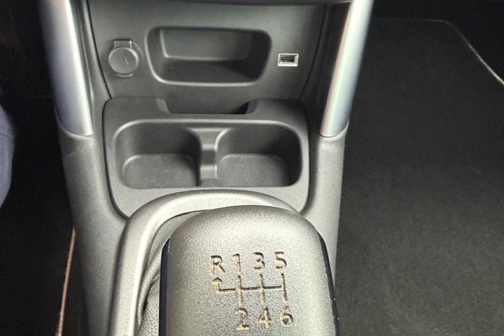 Sølv Citroën C3 Aircross fra 2020