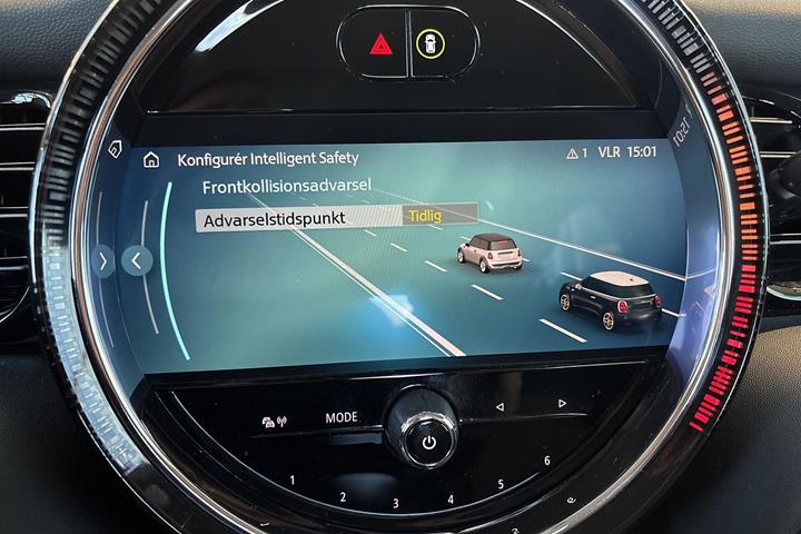 Sølv Mini Cooper fra 2023