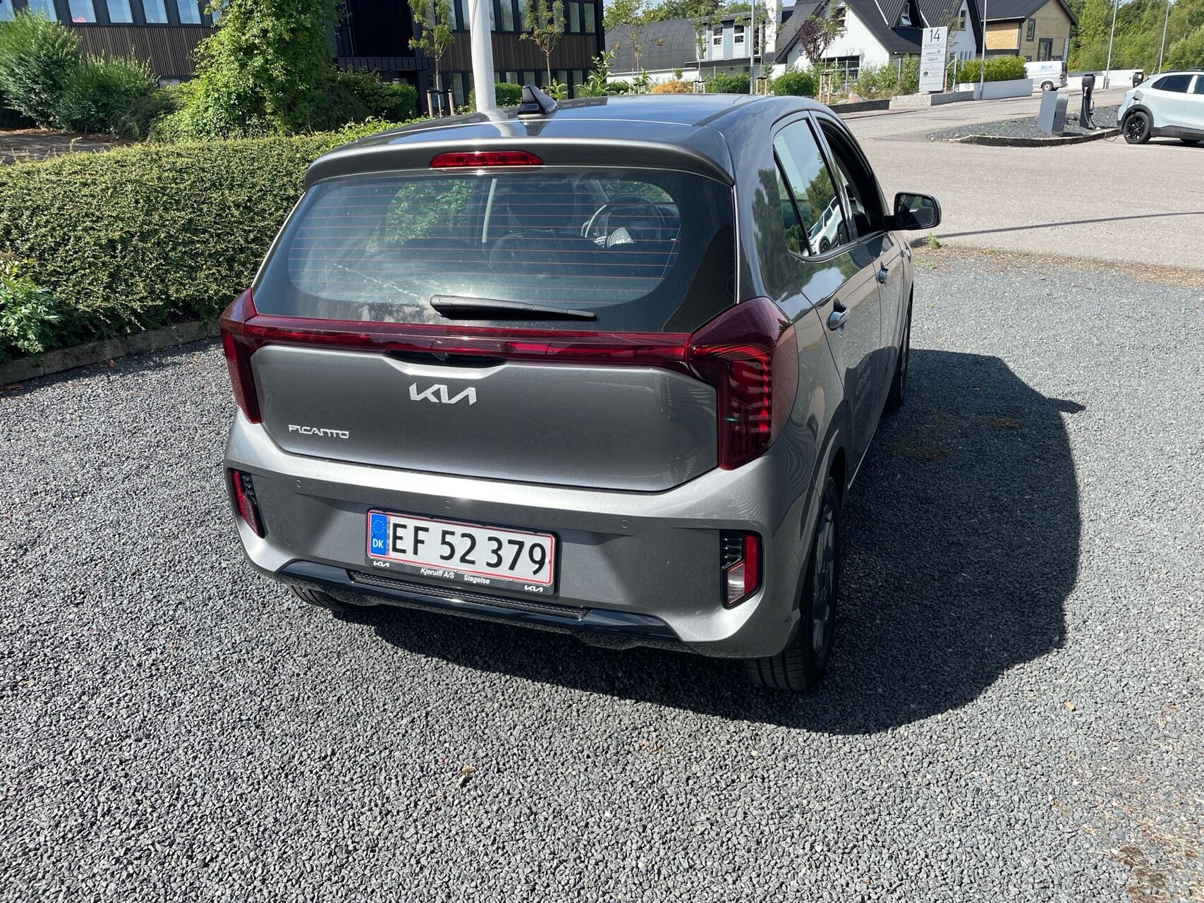 Grå Kia Picanto fra 2025