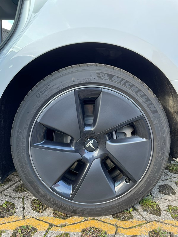 undefined Tesla Model 3 fra 2023