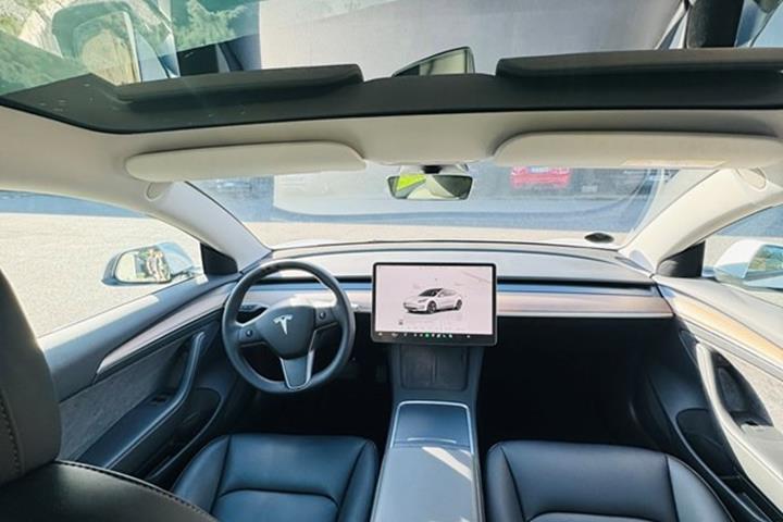 undefined Tesla Model 3 fra 2023