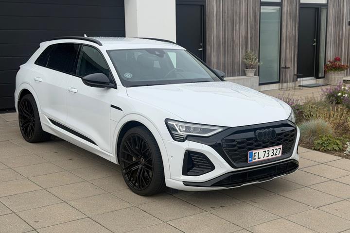undefined Audi Q8 e-tron fra 2024