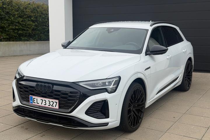 undefined Audi Q8 e-tron fra 2024