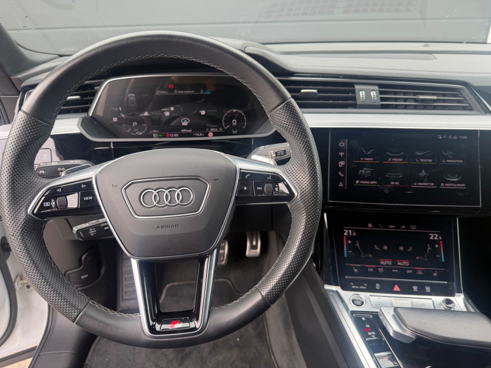 undefined Audi Q8 e-tron fra 2024