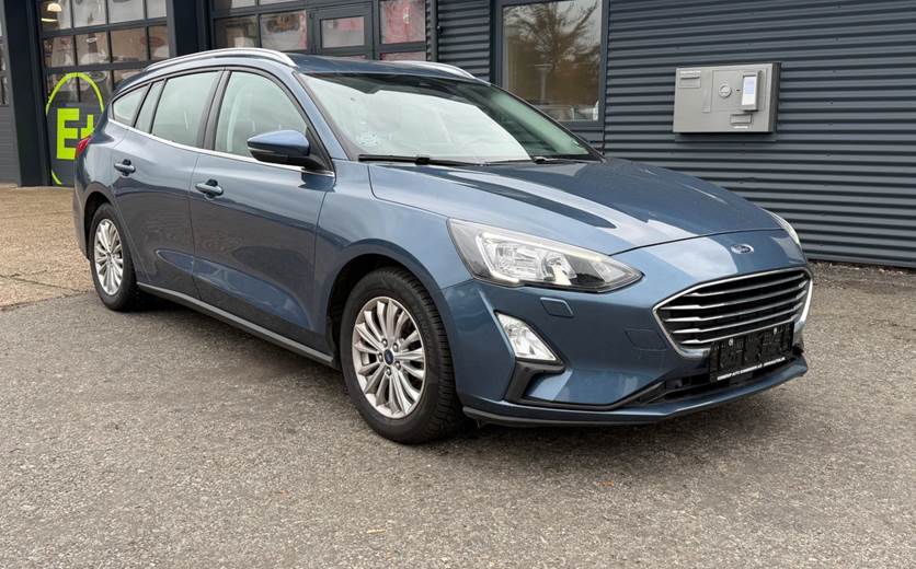 Ford Focus 1,0 EcoBoost mHEV Titanium stc.