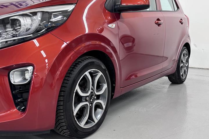 Orange Kia Picanto fra 2018