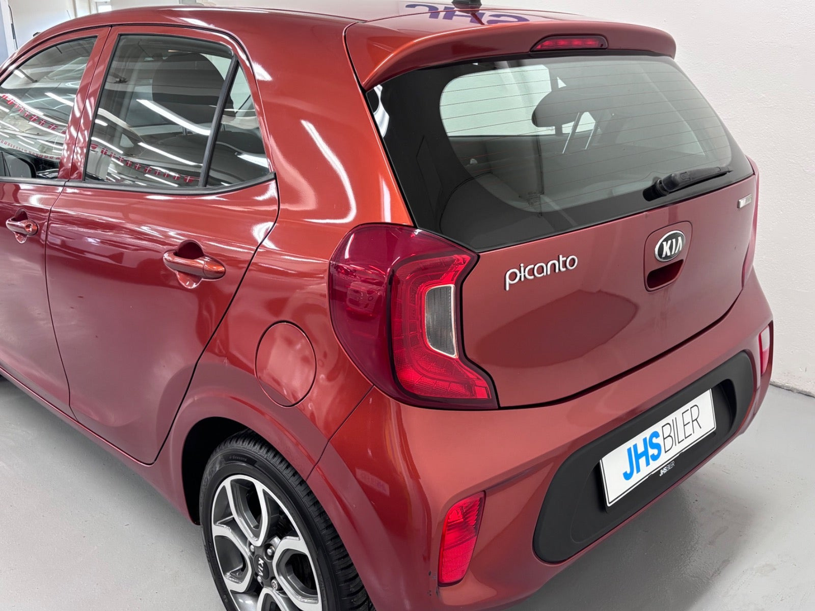 Orange Kia Picanto fra 2018