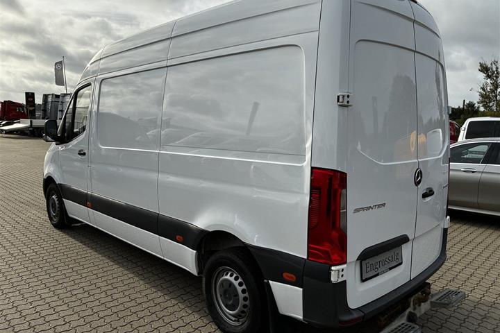 Hvid Mercedes Sprinter 214 fra 2020