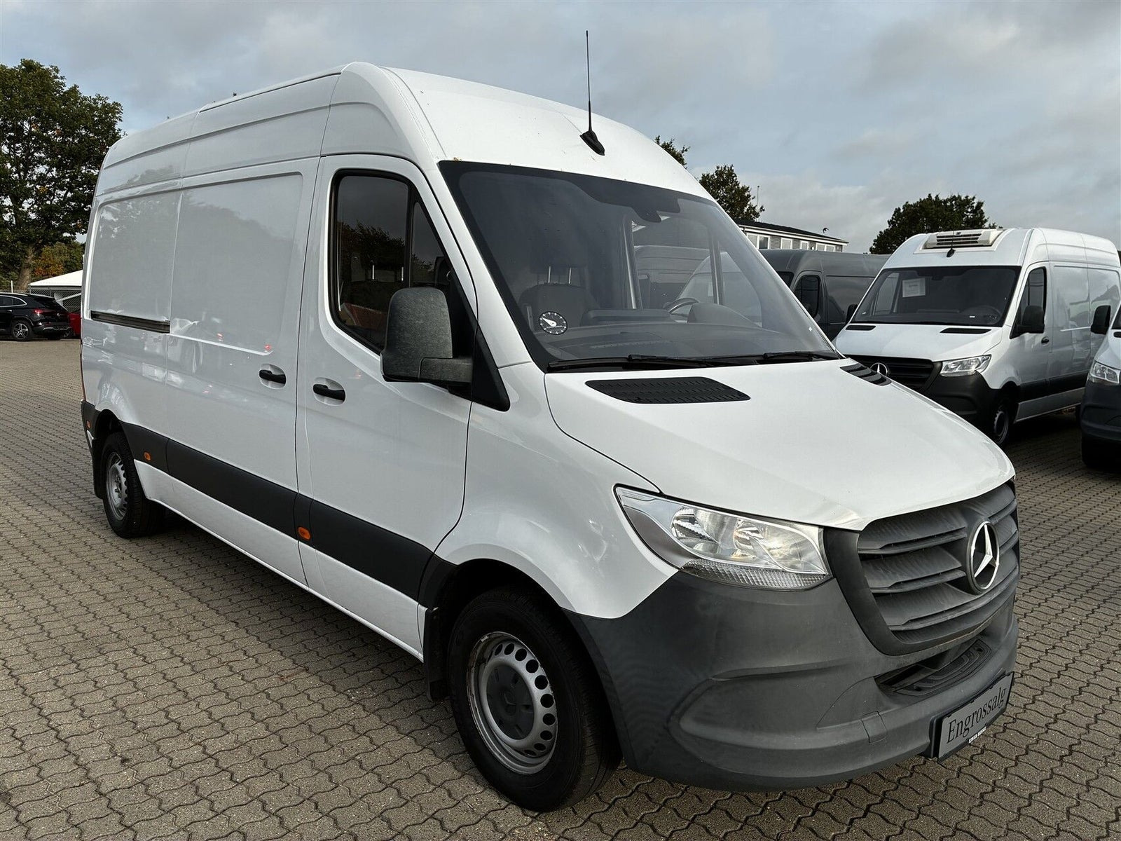 Hvid Mercedes Sprinter 214 fra 2020